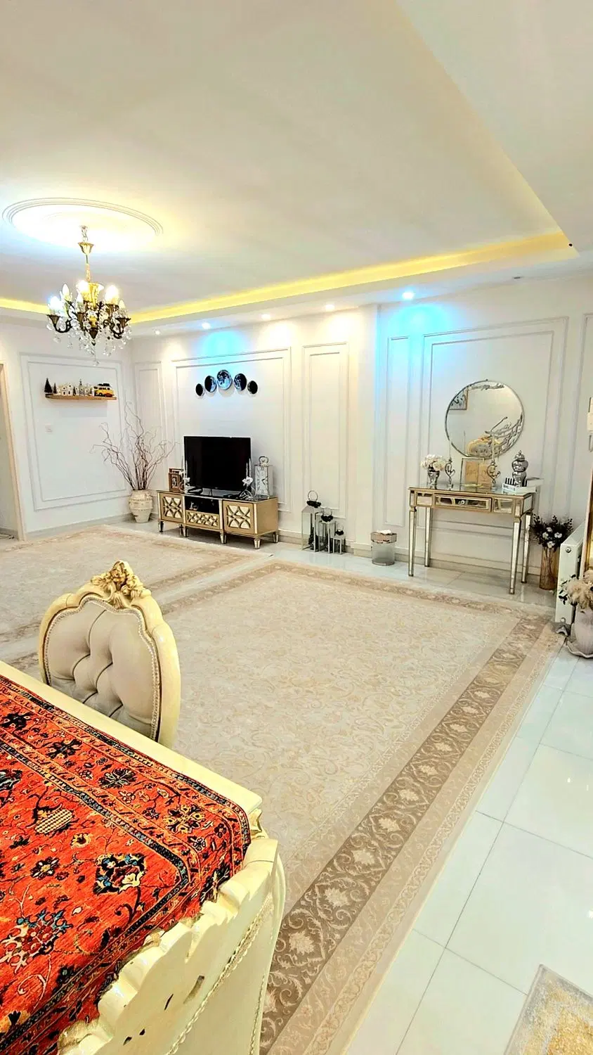 خانه ویلایی سه طبقه