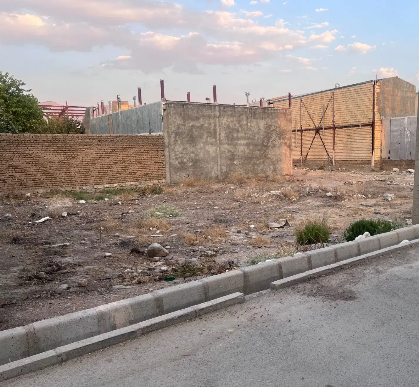 زمین مسکونی ۱۵۸متری