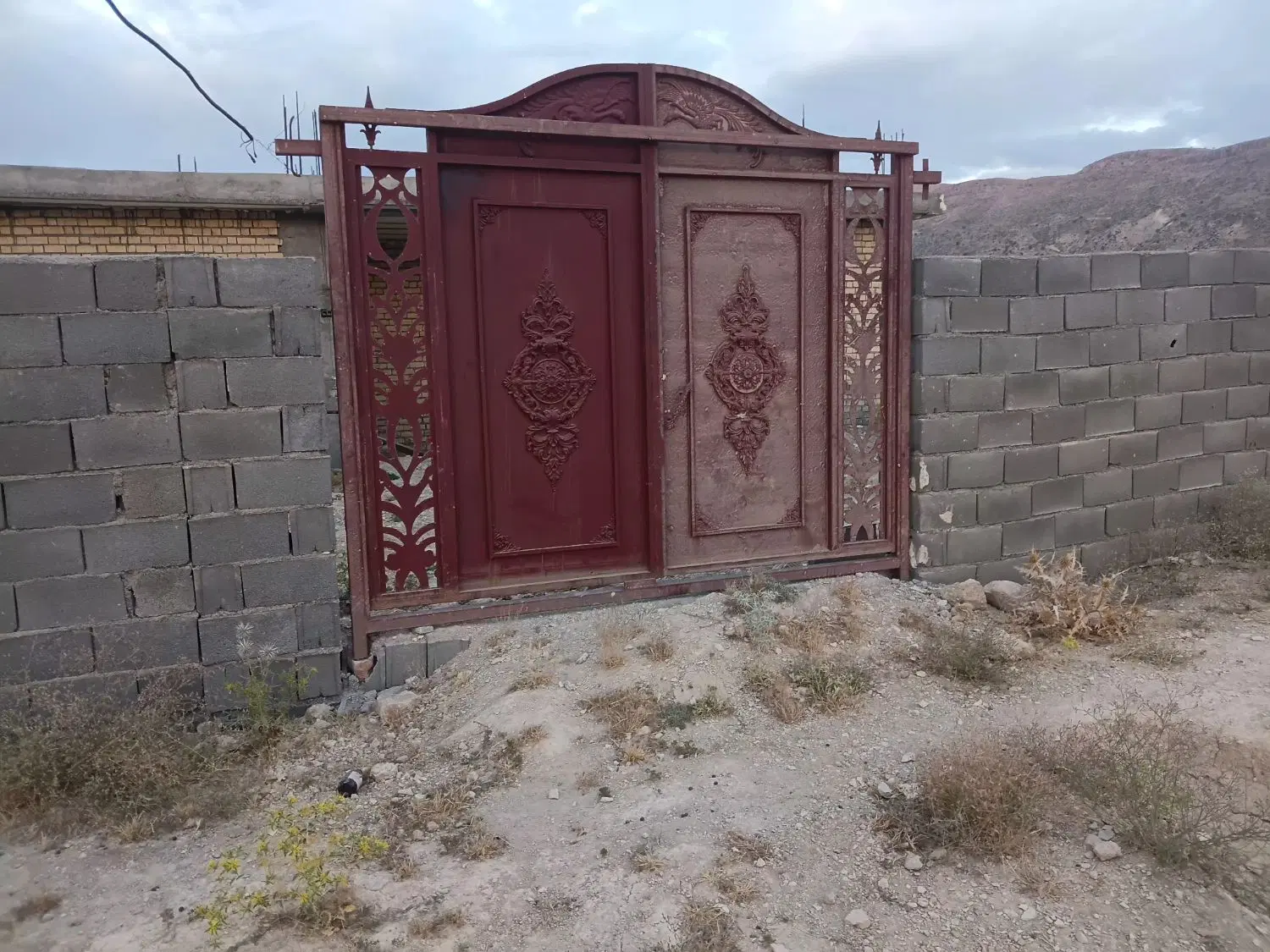 فروش خانه نوساز متطقه خوش اب وهوای تنگاری دشت روم