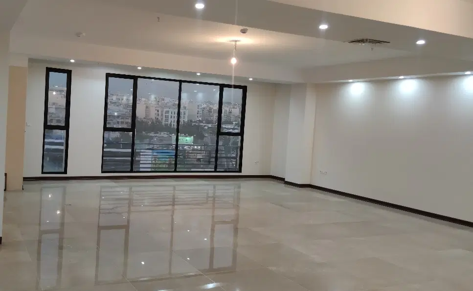 100 متر_دو خواب_چهارباغ شرقی