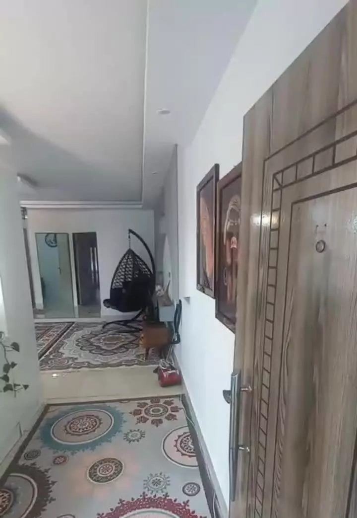 تک واحدی نیکی ۹