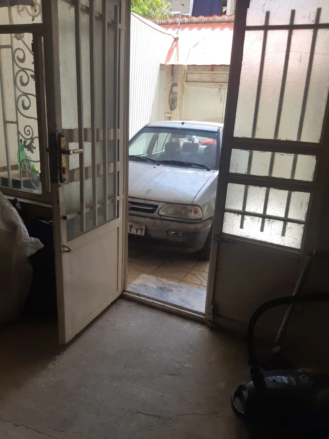 خونه همکف یک خواب دربست تمیز پارکینگ