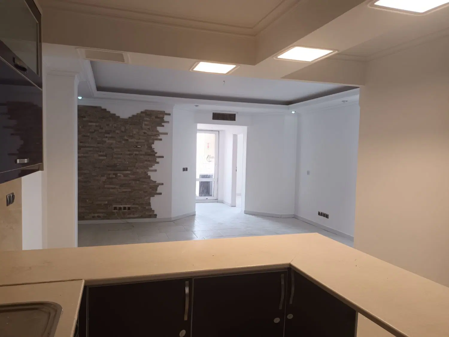 طرشت شمالی ۷۲ متر فول امکانات