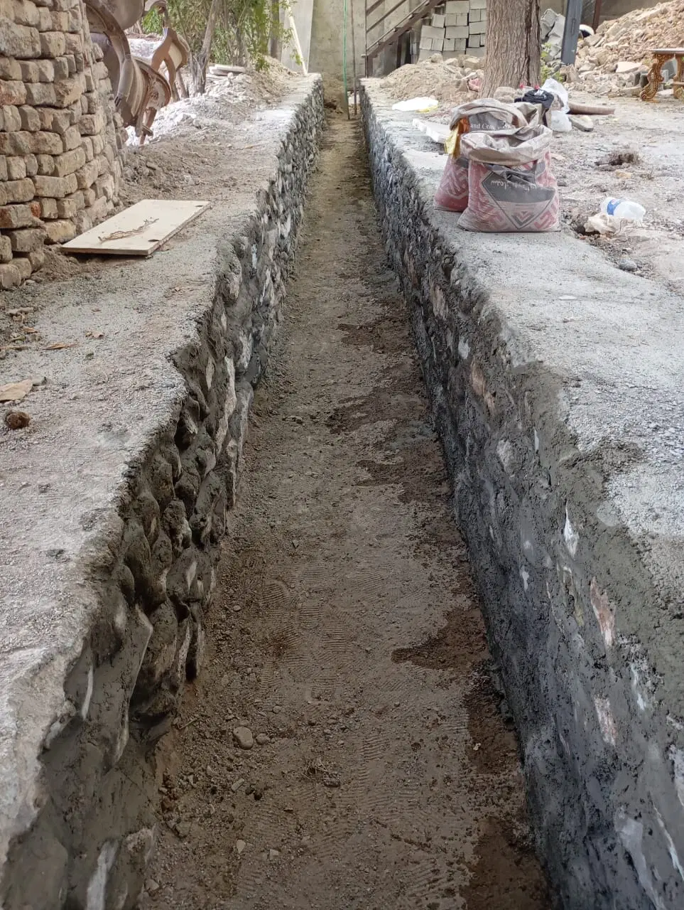 265مترباغ چهاردیواری شهران کوهسارابتدای ک پل اجری