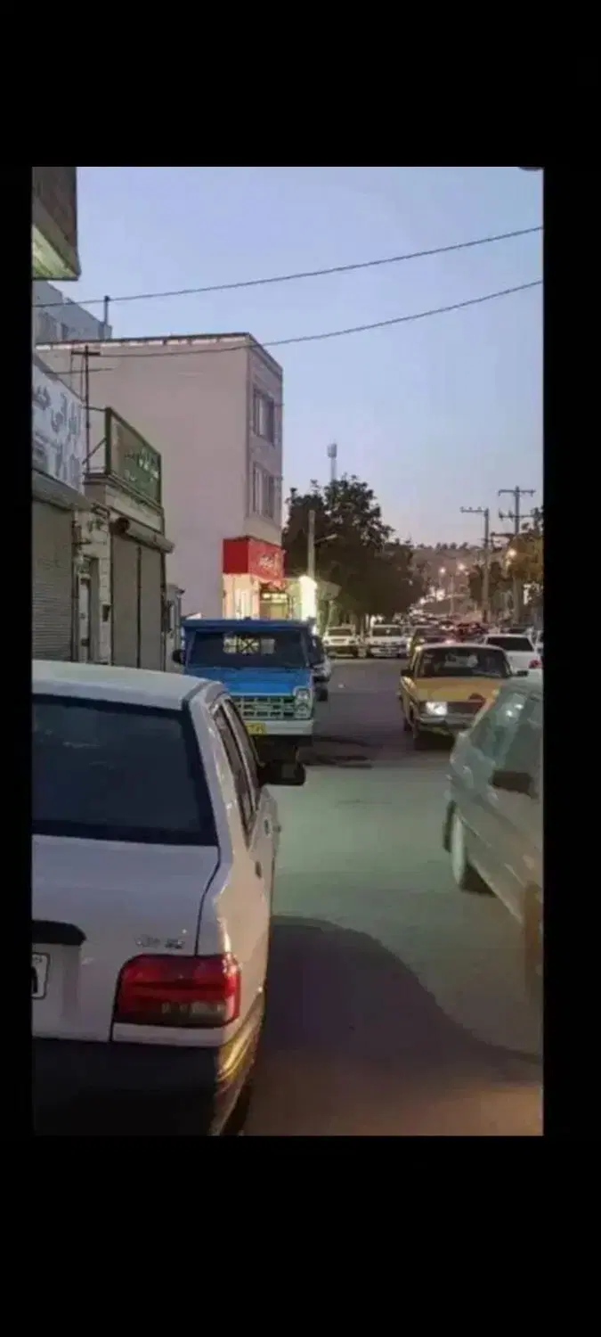 مغازه ۱۳۵ متری بر خیابان اصلی دگران