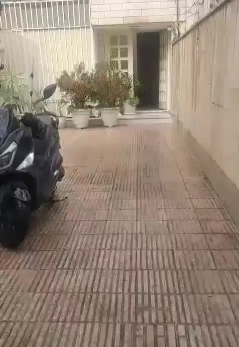 ۱۰۶متر نارمک ۳خوابه .قدر سهم