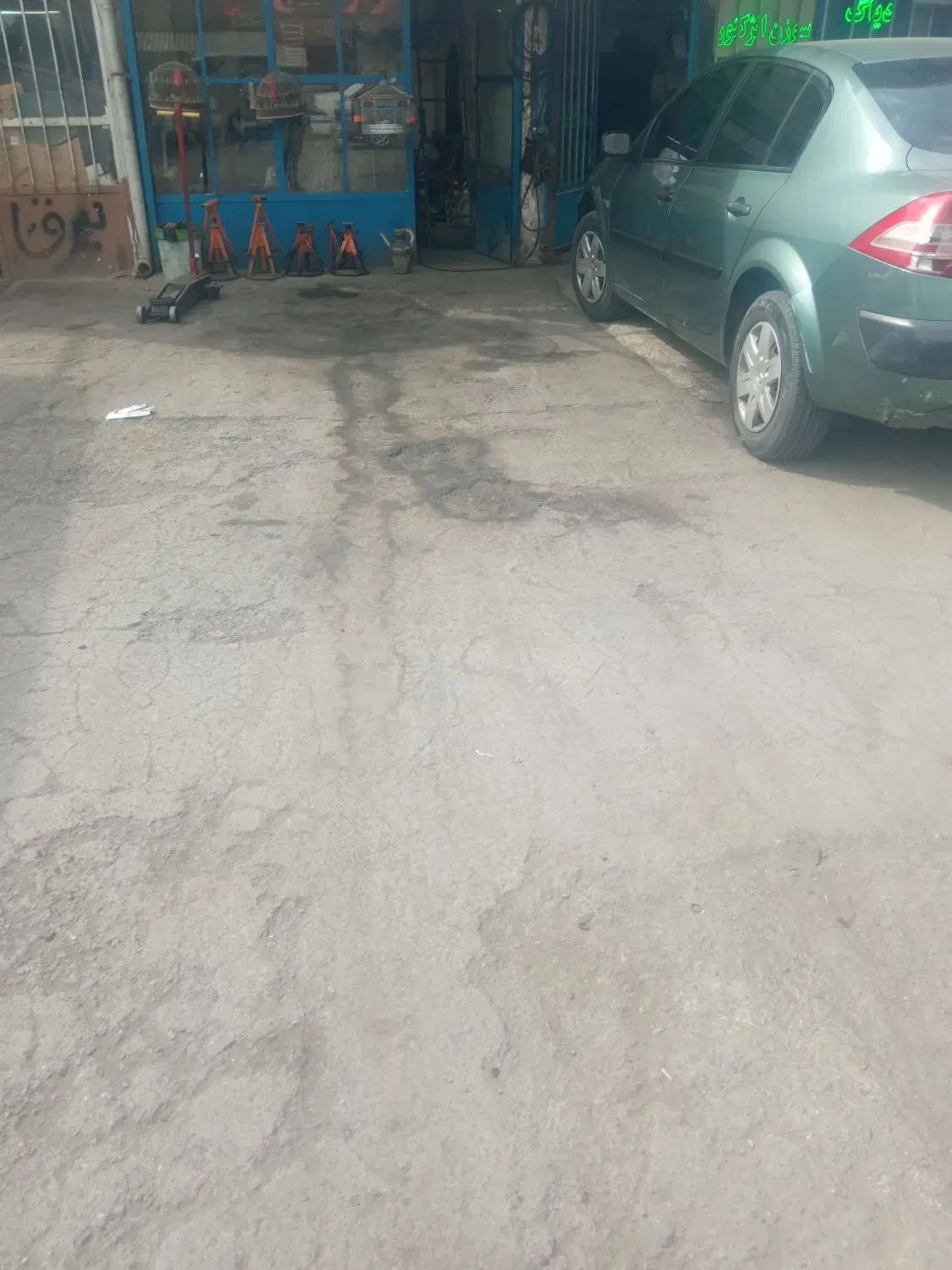 مغازه فروشی تعمیرگاهی