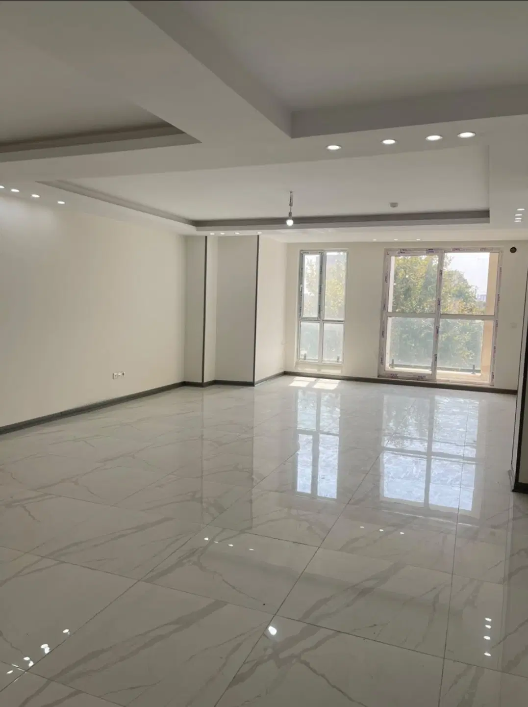 آپارتمان ۱۱۴ متری سند دار