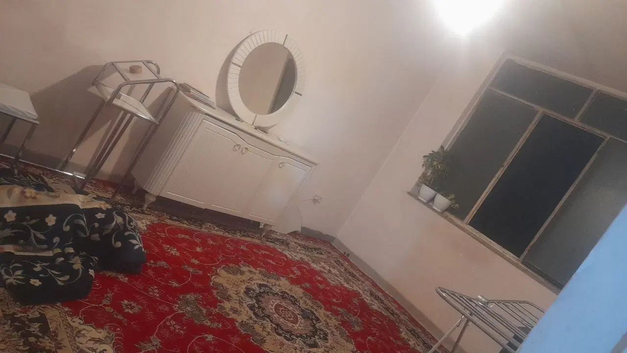 همخونه خانم برای خانم