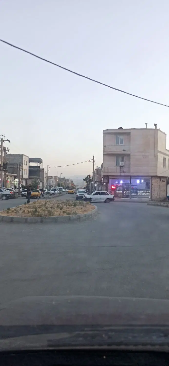 خانه ویلایی نایسر کوچه آسفالت..