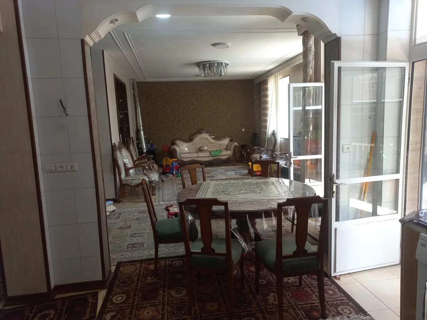فروش یا معاوضه خانه ویلایی همکف کوی شهرداری