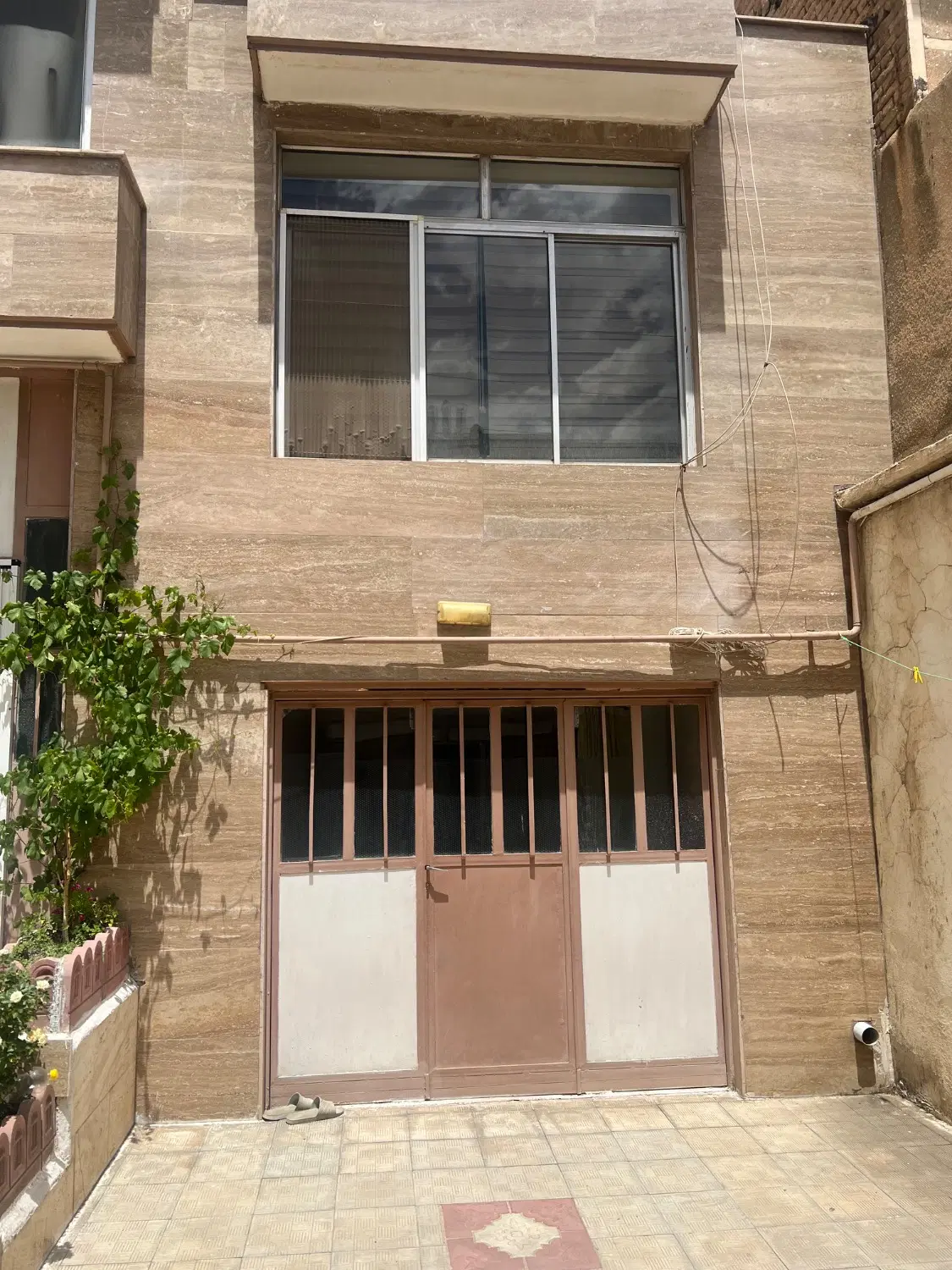 فروش خانه مسکونی کاشانی