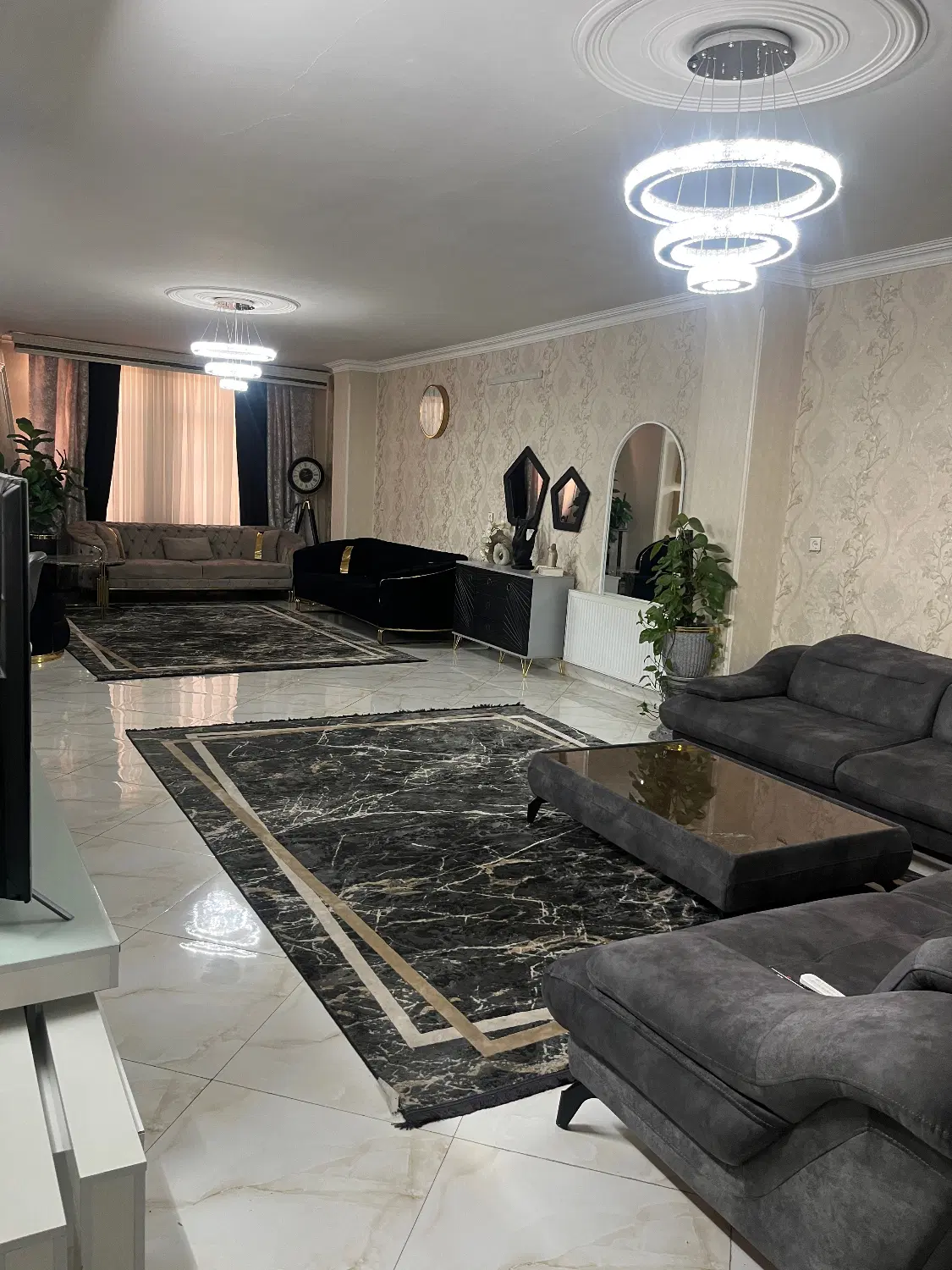 اپارتمان ۱۳۲متری برغان گل ارای شمالی