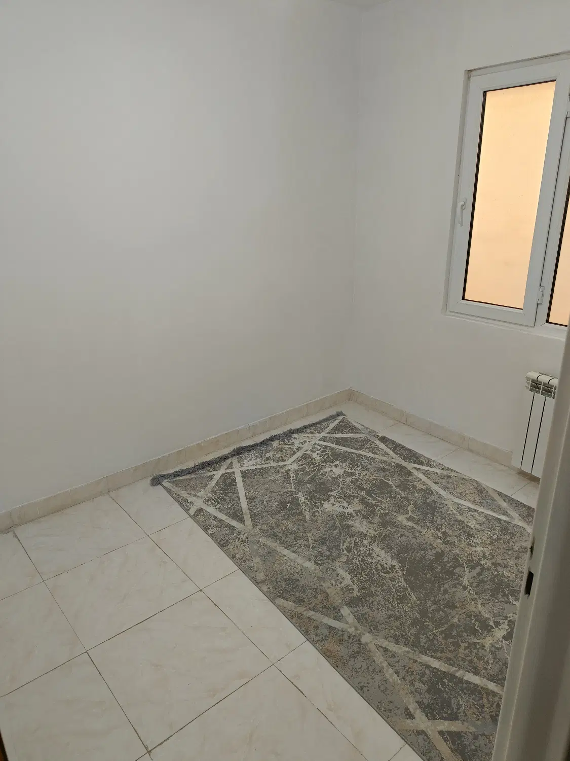 ۱۲۰ متری خیابان اصلی بلوار مدرس امام حسین