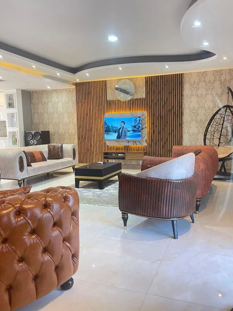 استخردار لاکچری پسندا(عمارت خشت)