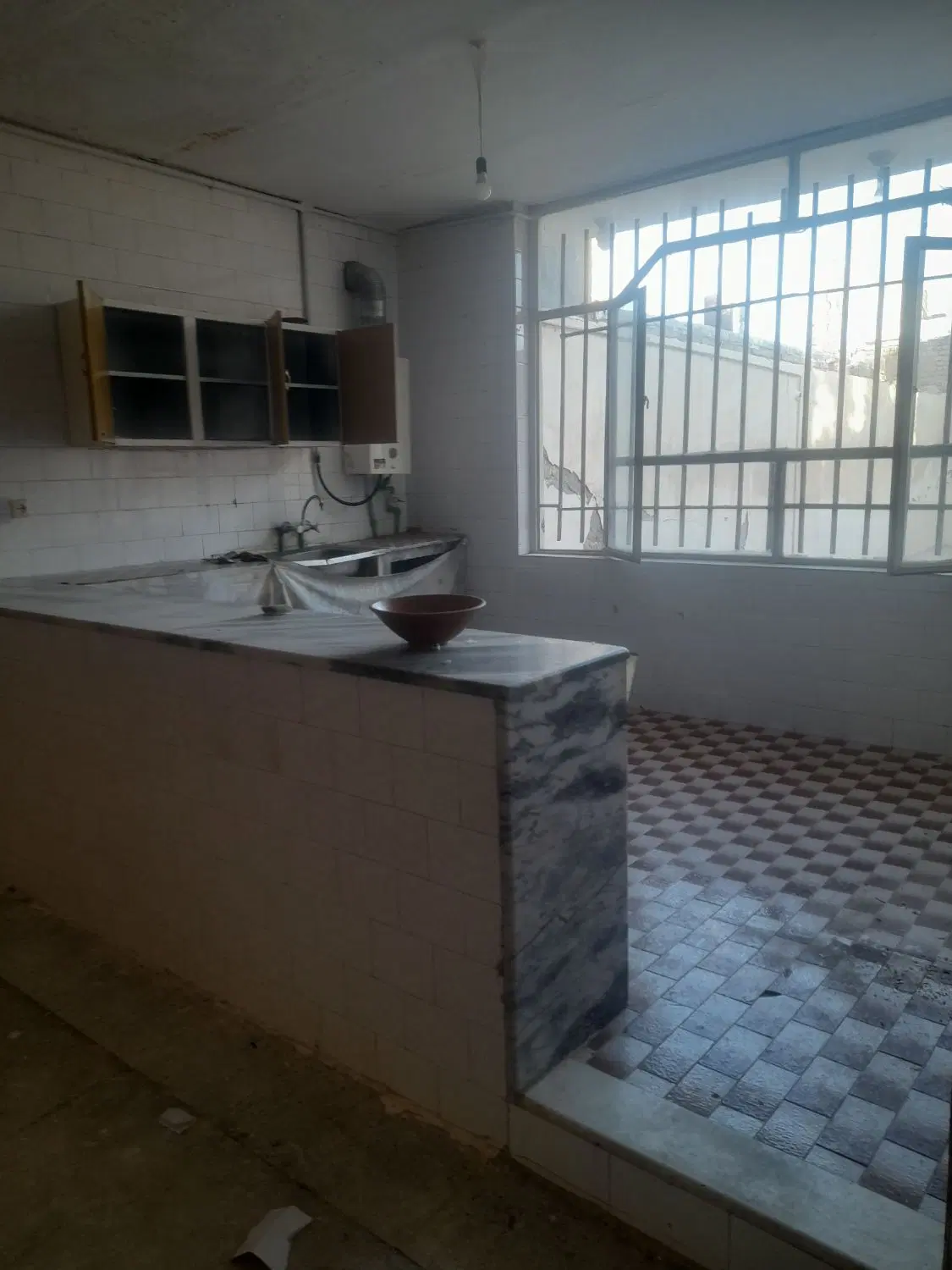 طبقه همکف اجاره