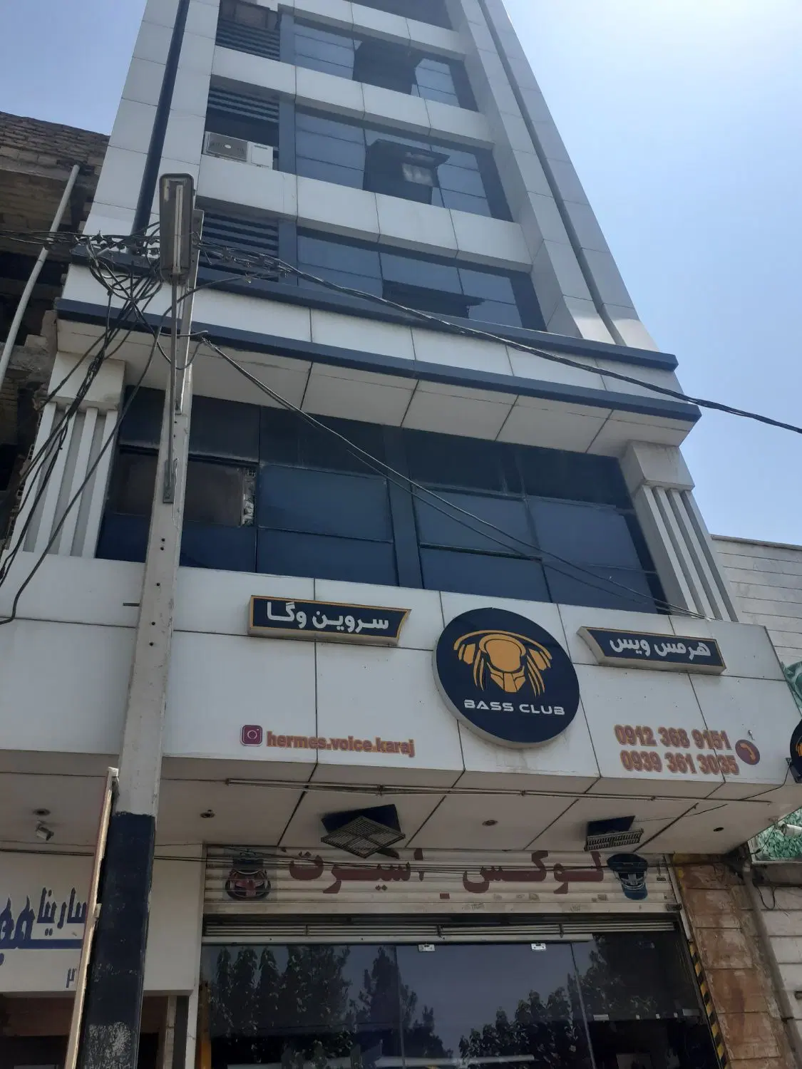 واحد ۱۰۰متری غرق نور