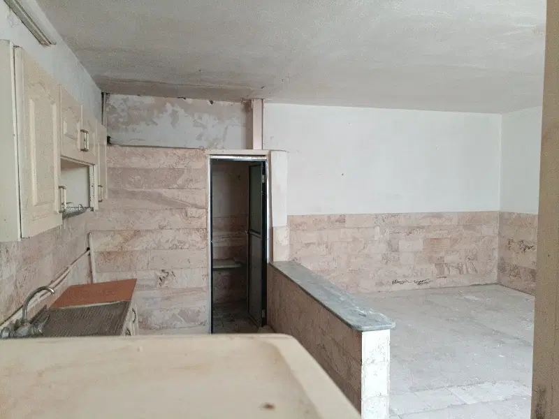 اجاره ای  زیر زمین 50 متری