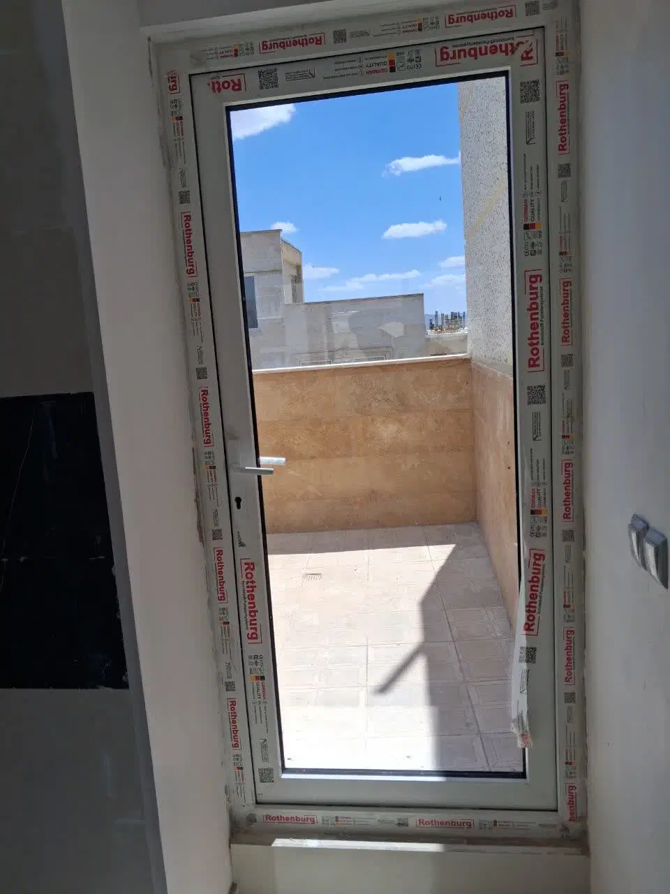 فروش آپارتمان ۱۲۱ متری دو خواب تک‌واحدی  سیلاب