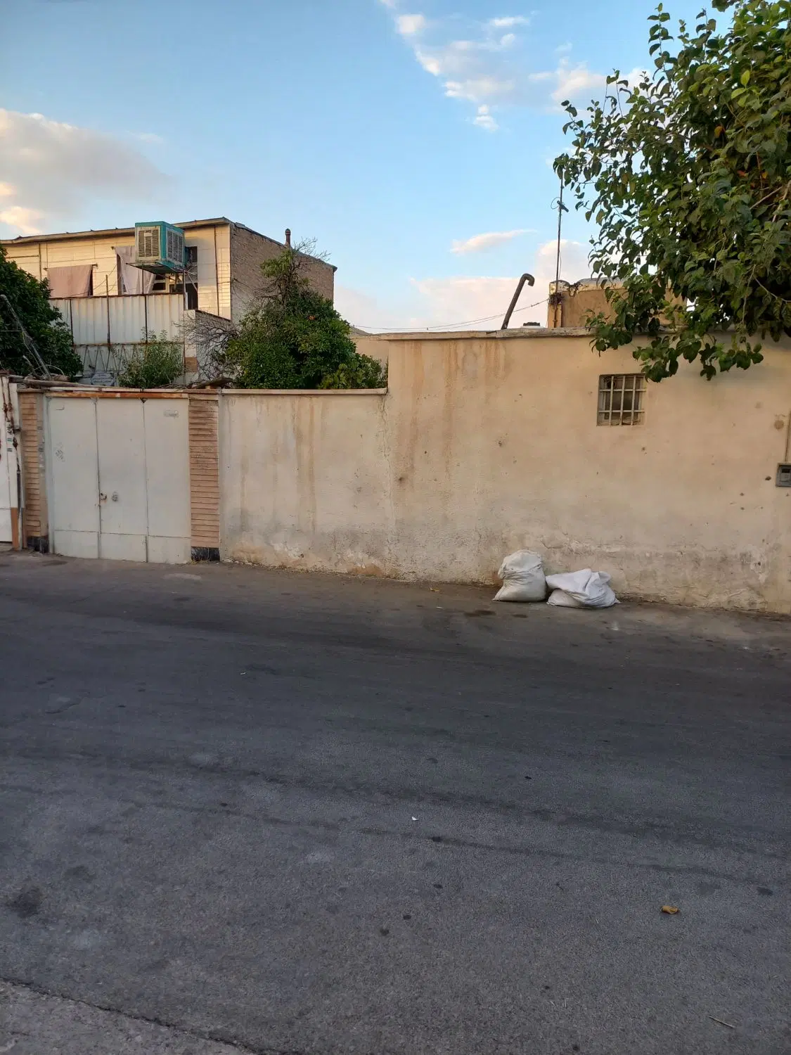 منزل ویلایی دارای سند تک برگ