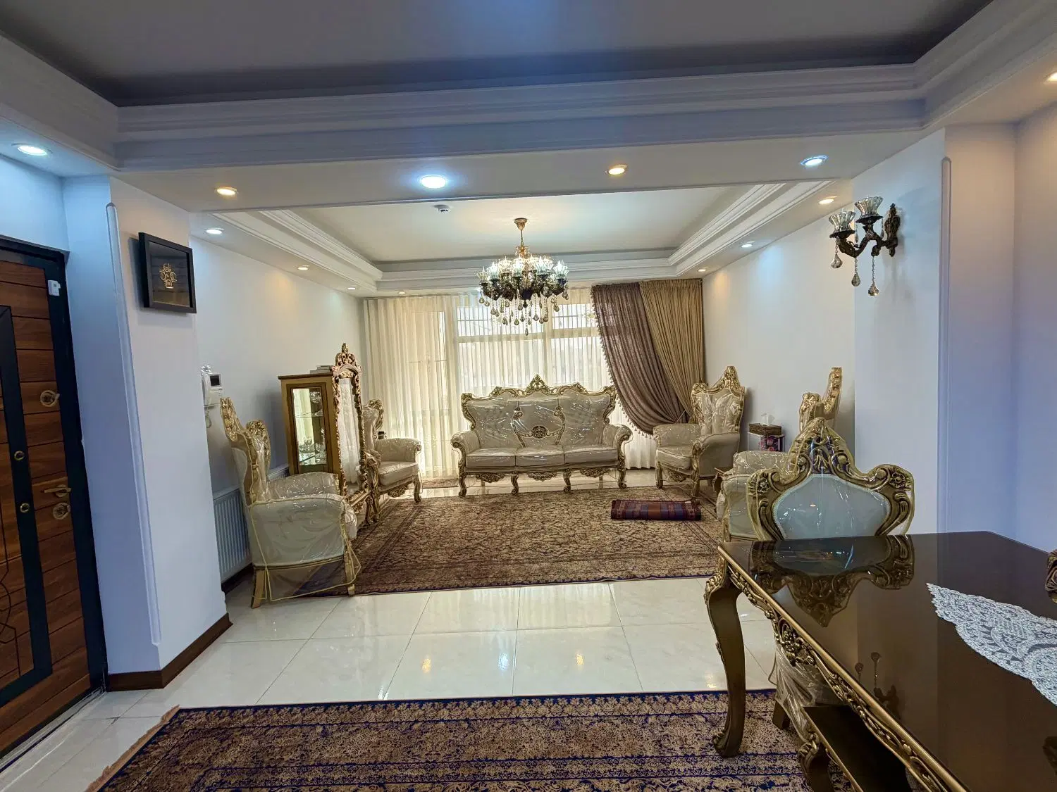 فروش واحد مسکونی _ واوان _ داخل بافت