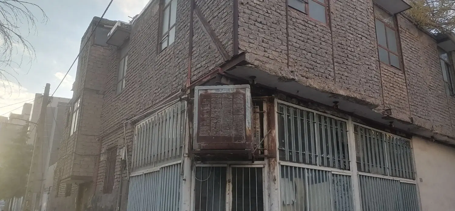 ویلایی کلنگی سند دار