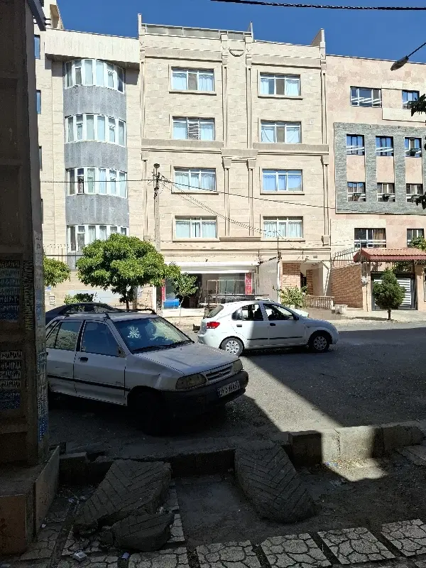 آپارتمان ۹۲ متری باغستان