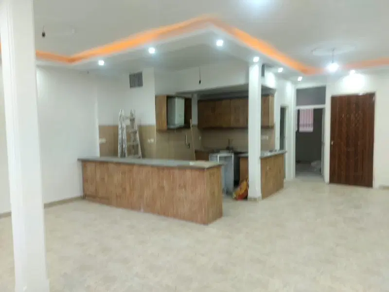 فروش یک واحد حیاط دار دلباز نورگیرعالی
