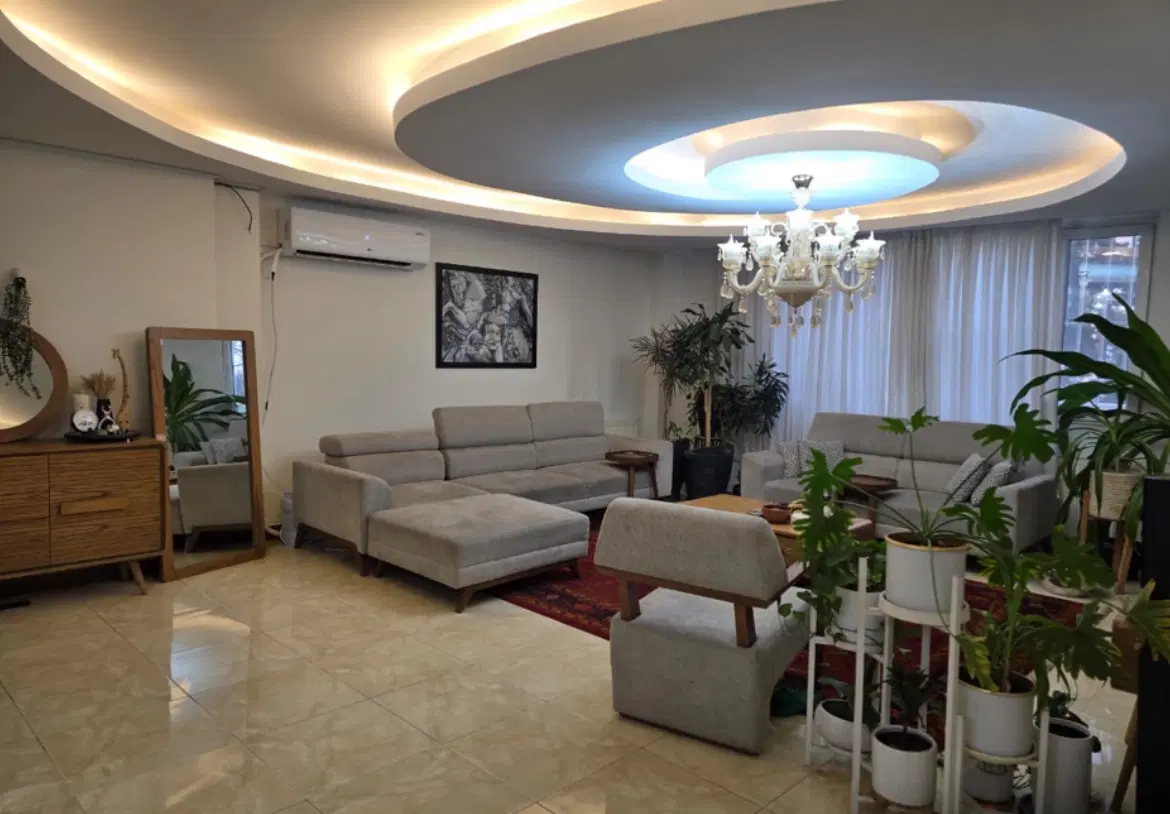 ۱۲۷متری سه خواب دریاچه چیتگر خوش نقشه