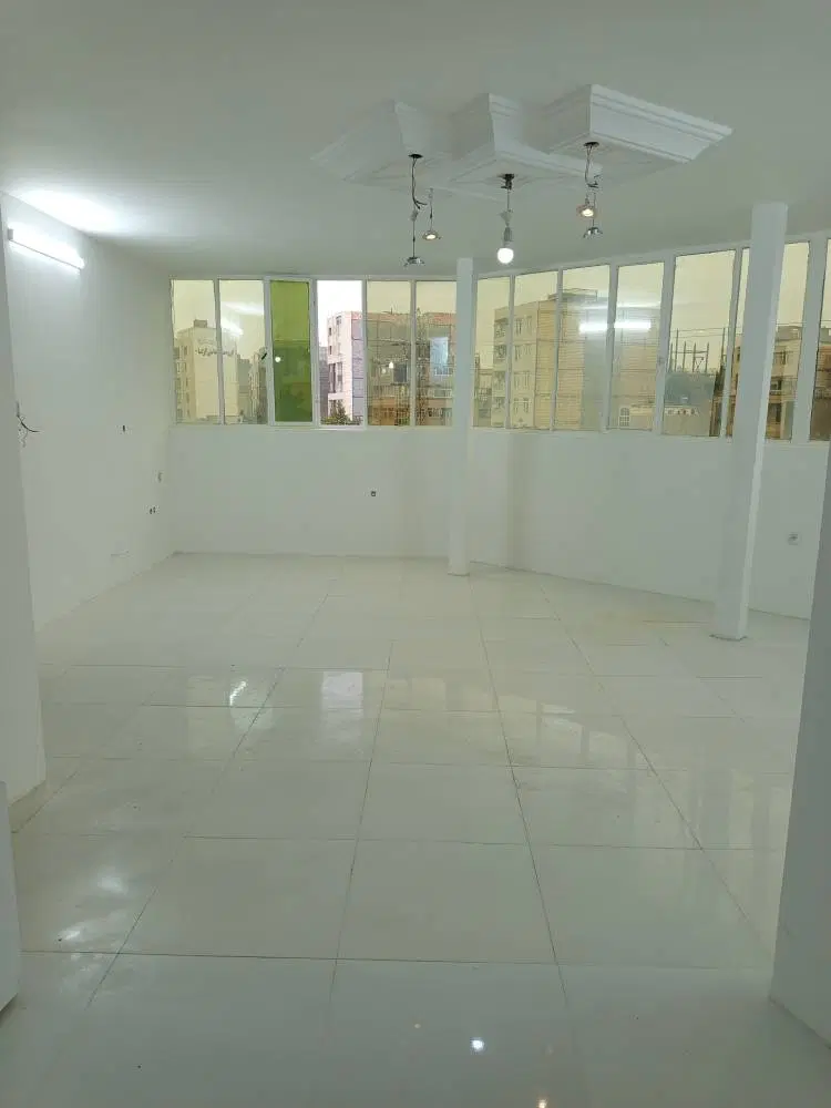 آپارتمان 85 متری بازسازی شده