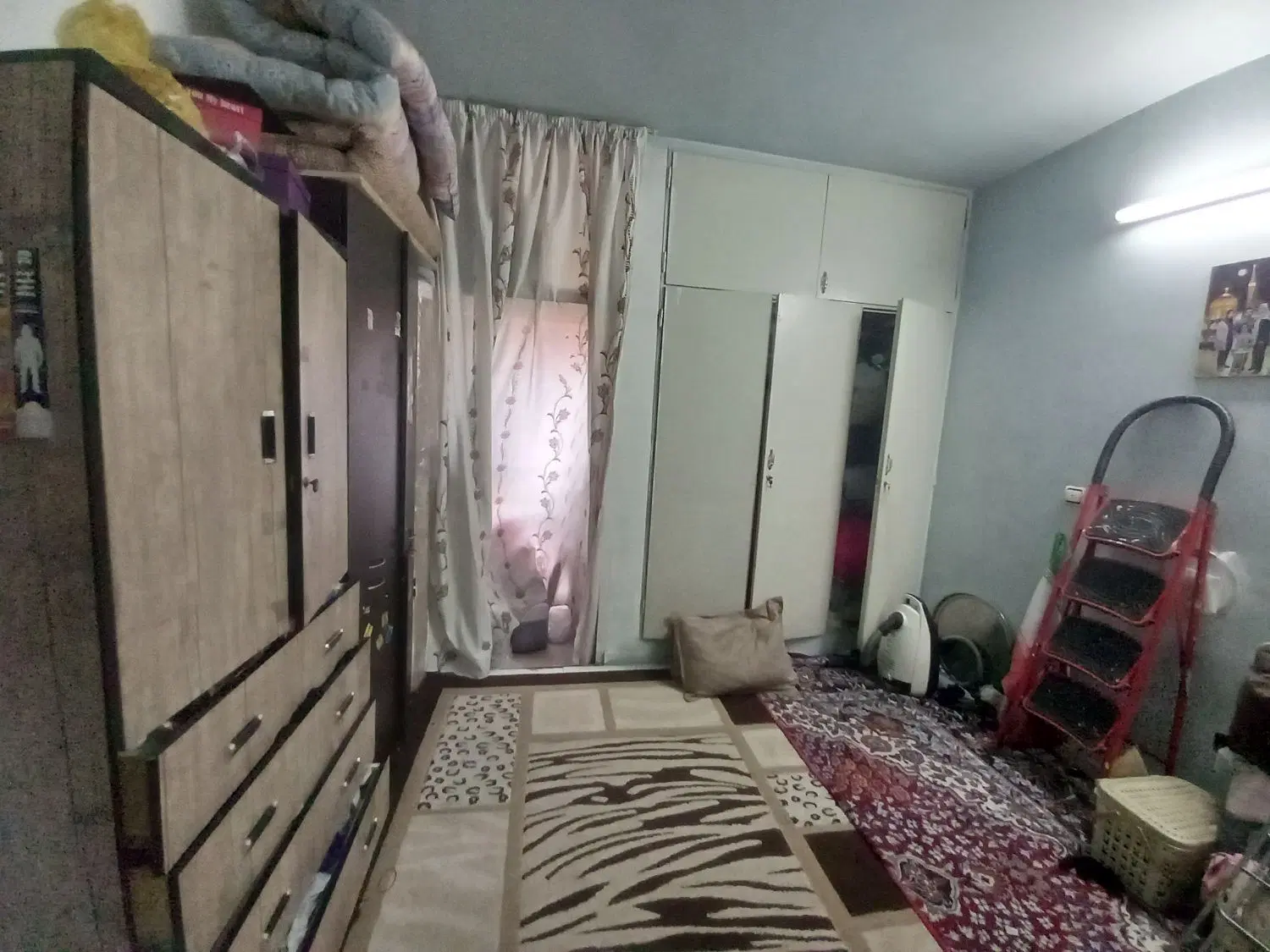 فروش یک واحد آپارتمان