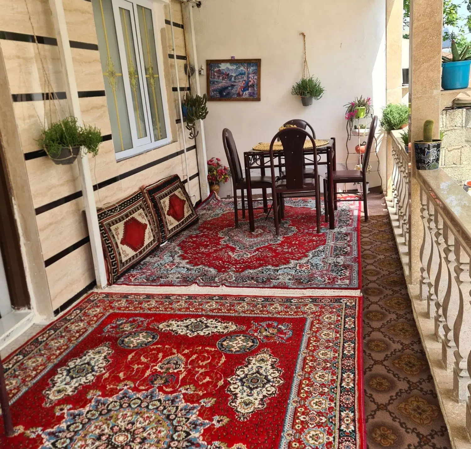ویلا دو خواب با پارکینگ بنای ۱۰۰متر تمیز و امن