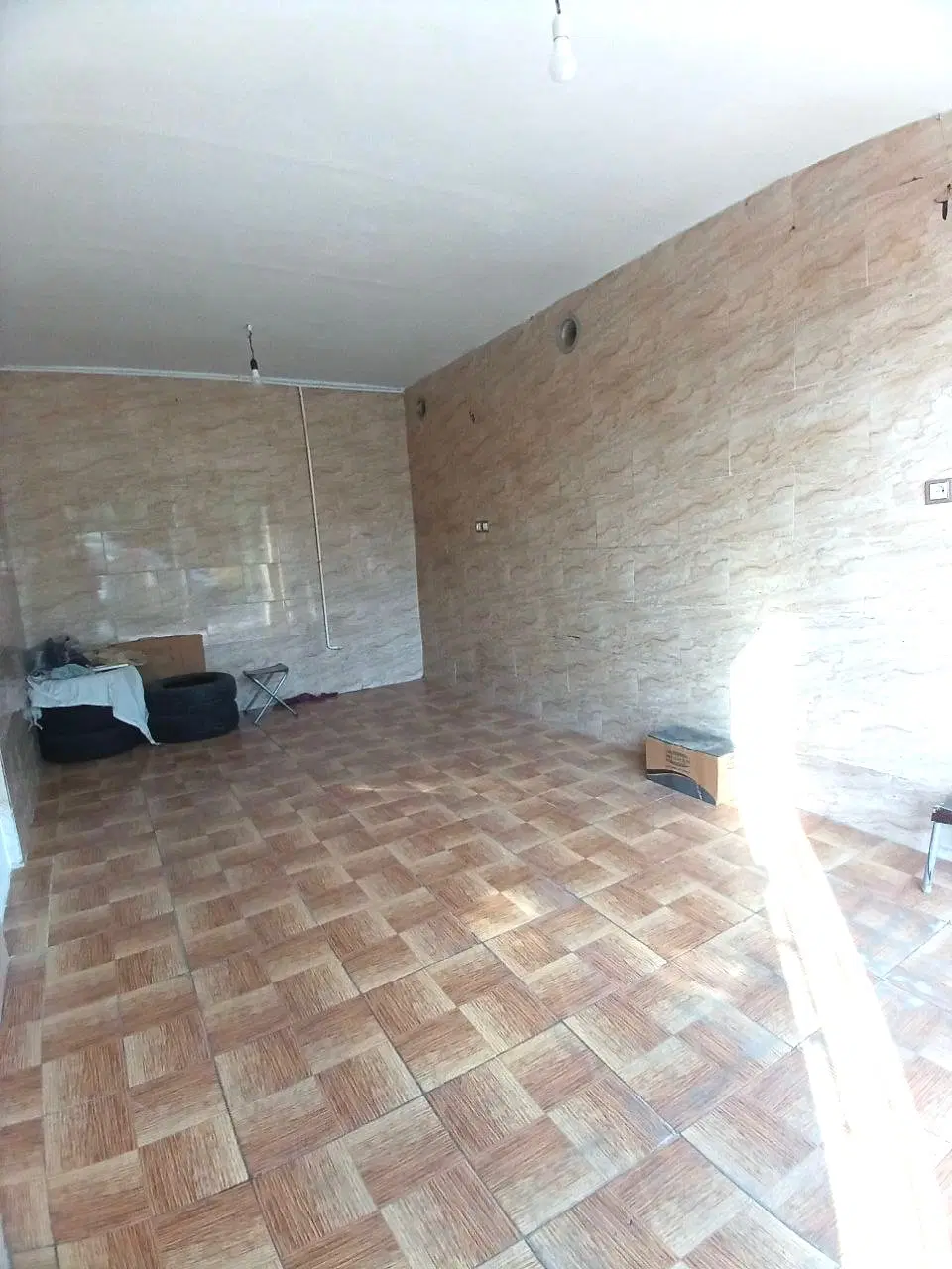 اجاره مغازه ۱۸ متری داخل کوچه