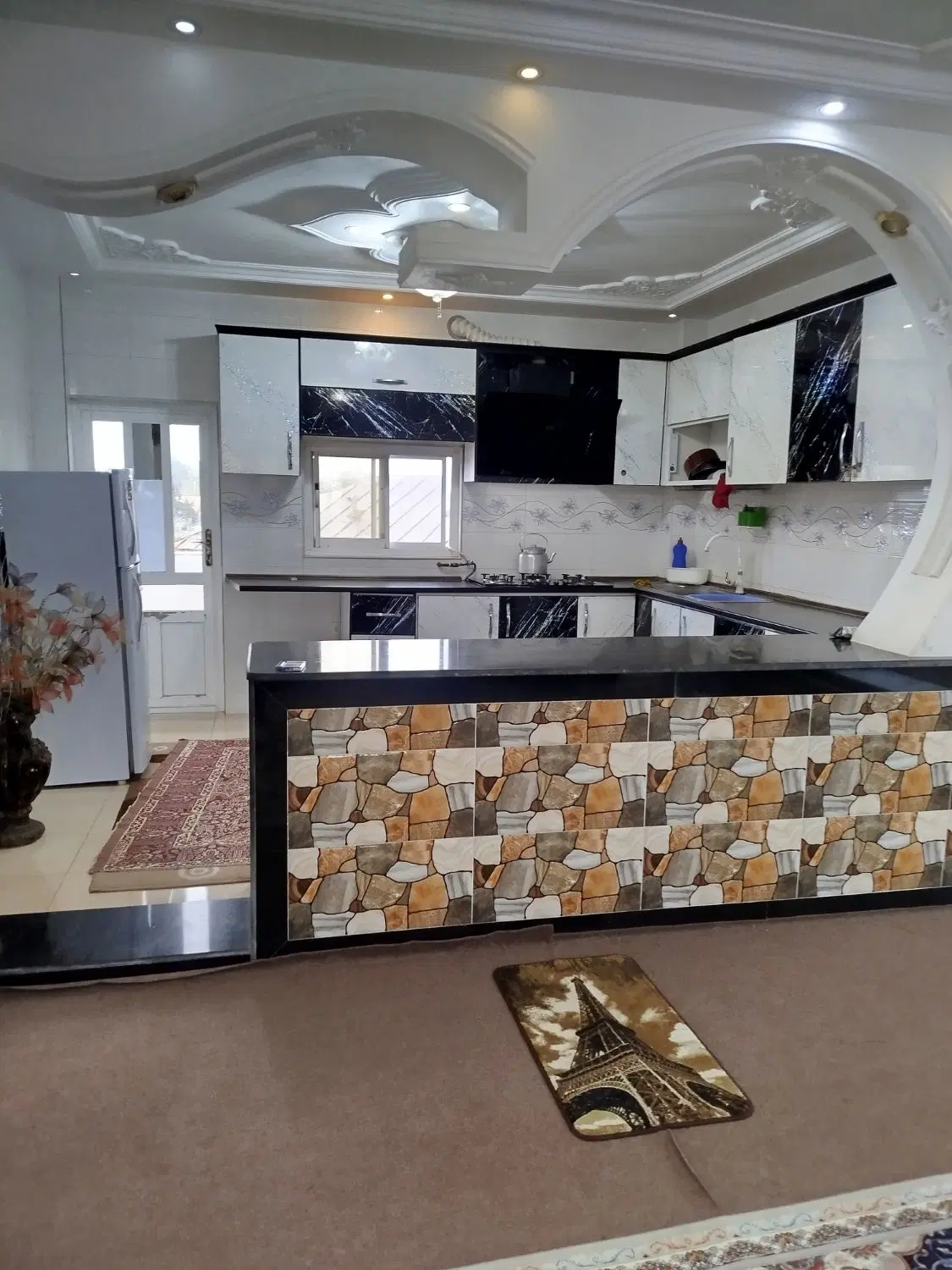 ویلا اجاره ای جنگلی روزانه نزدیک ب دریا