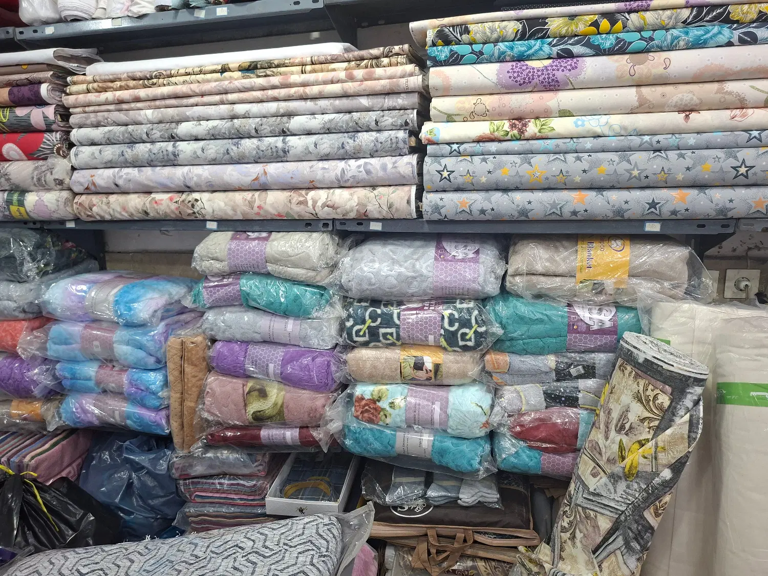 اجاره انبار ۳۰ متری