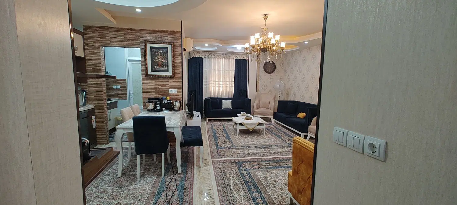 واحد ۱۱۲متری  با پارکینگ واحد ۹۵ متری بدون پارکینگ