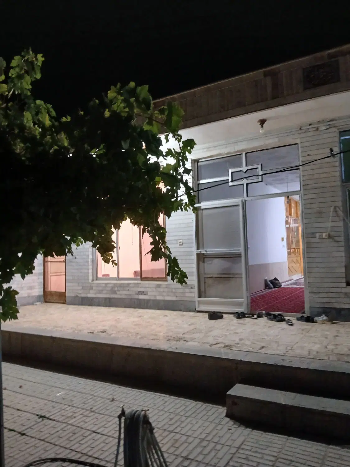 خانه ی ویلای فروشی