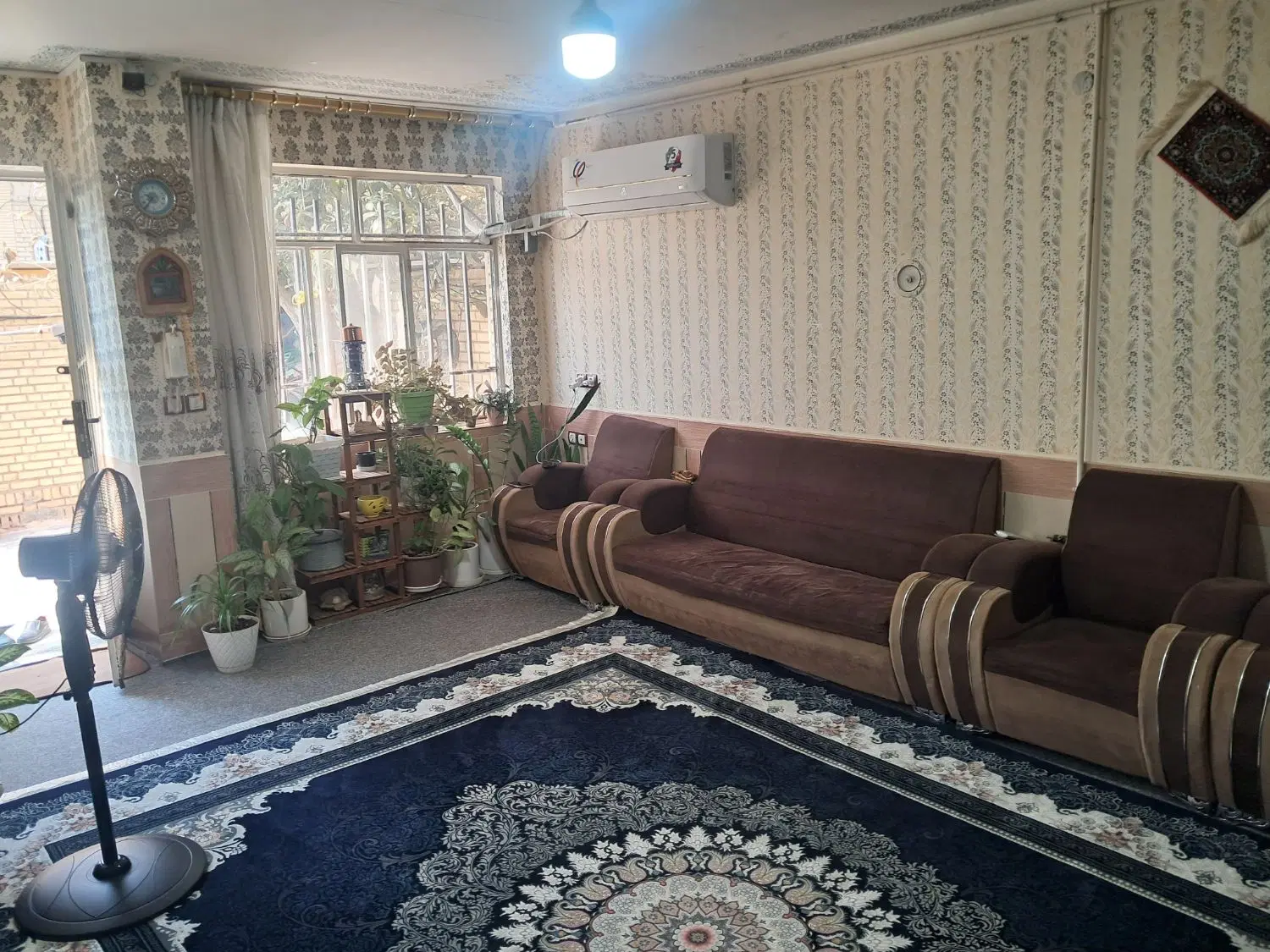 فروش یک طبقه ویلایی