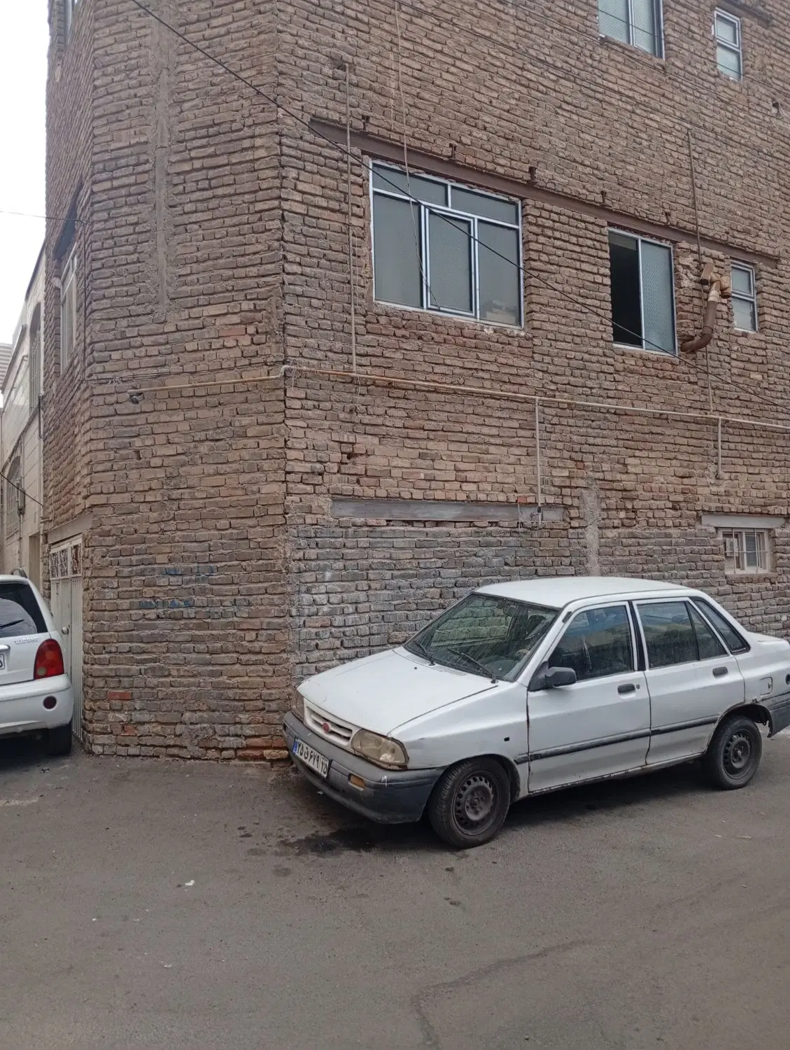 فروش واحد مسکونی شهناز