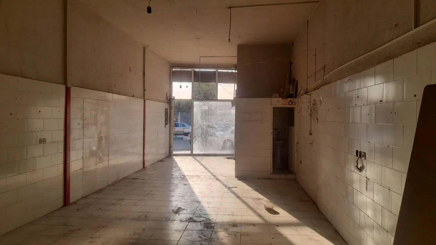 اجاره مغازه 70 متری مسکن ( خیابان گلستان)