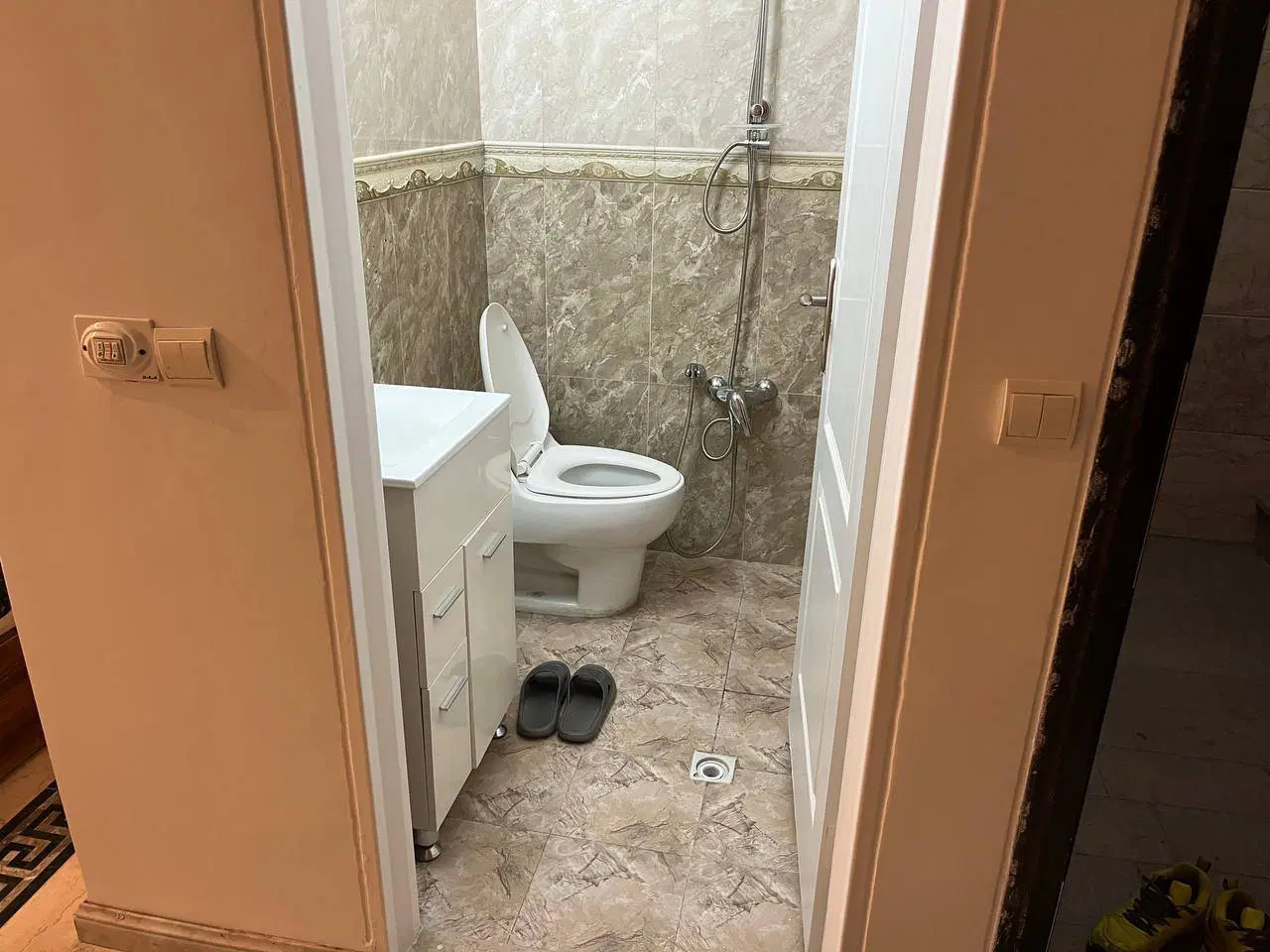 اجاره روزانه واحد مبله در نارمک