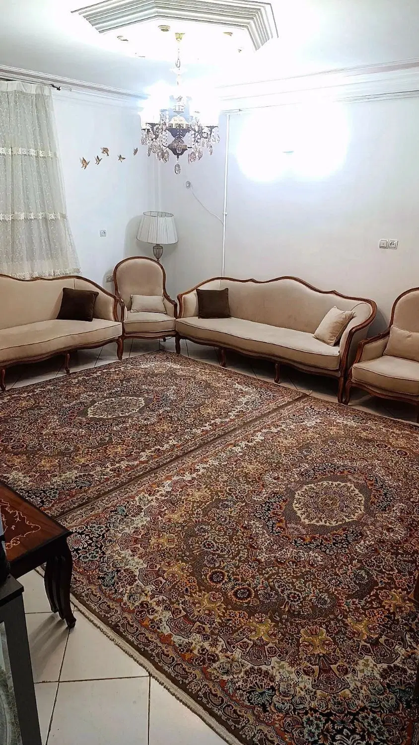 ۵۶ متر نقلی در سعدی
