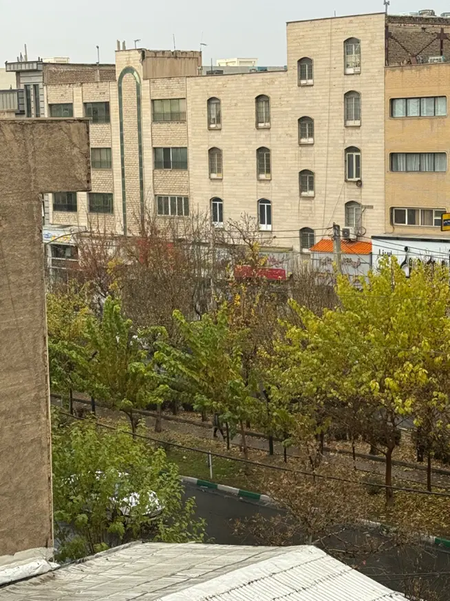 ۹۵ متر اداری بلوار دانش اموز سندی