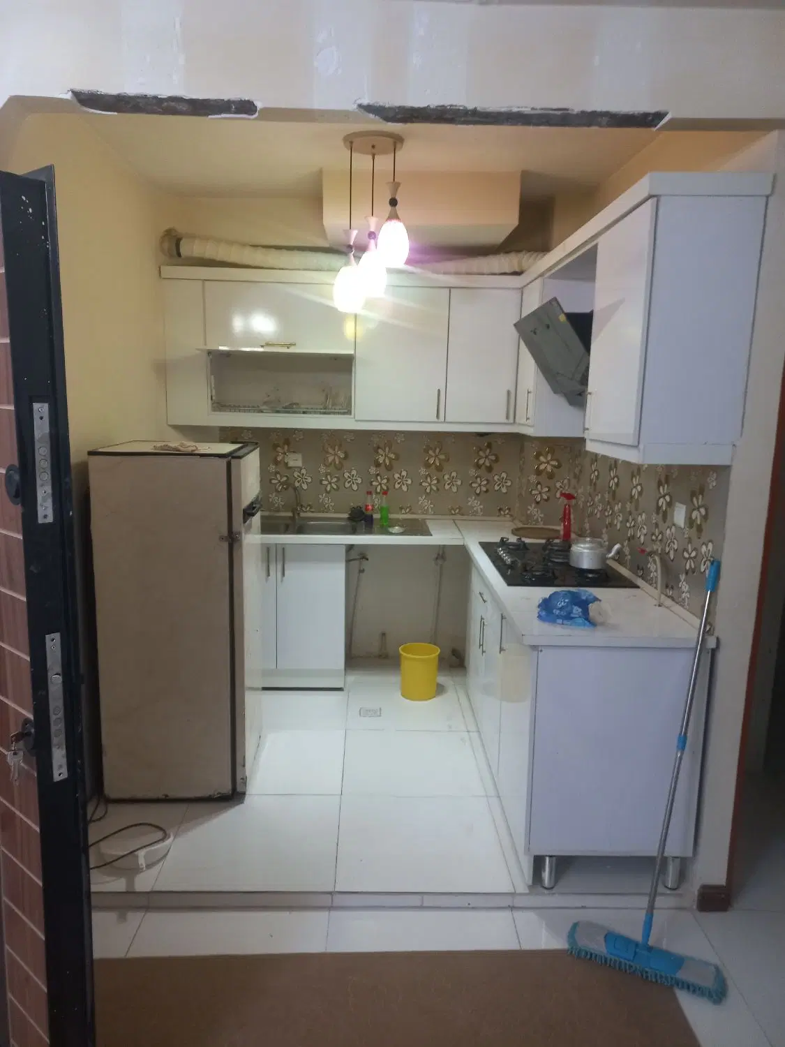خونه سوییت یک خواب اجاره کولر گازی طبرسی۶۱