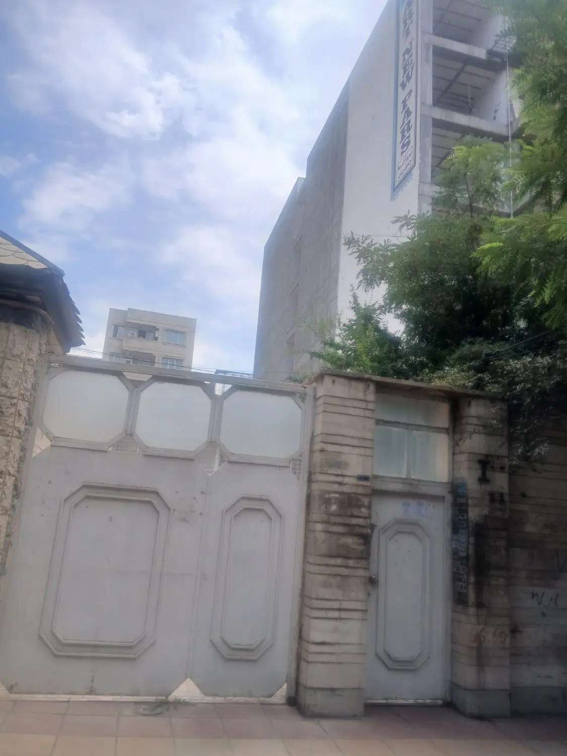 ساختمان ویلایی