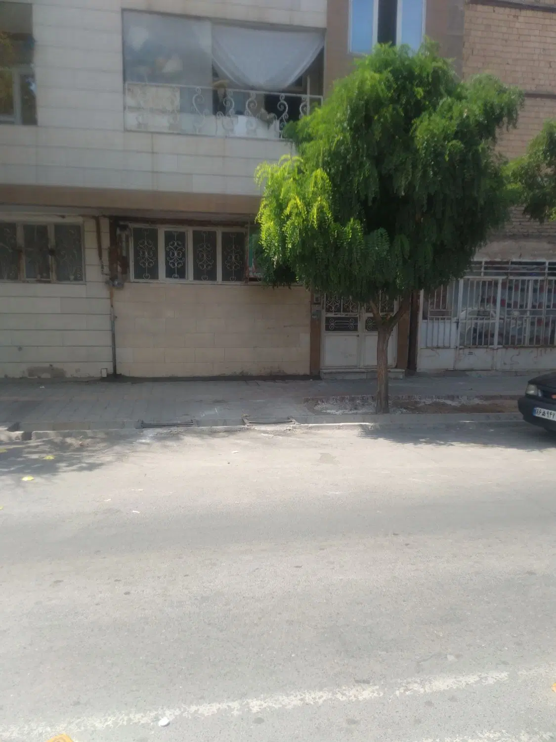 آپارتمان طبقه همکف  رهن واجاره
