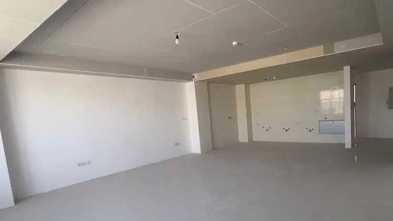 آپارتمان ۱۴۰ متر ۲ خواب نوساز پنجره قدی