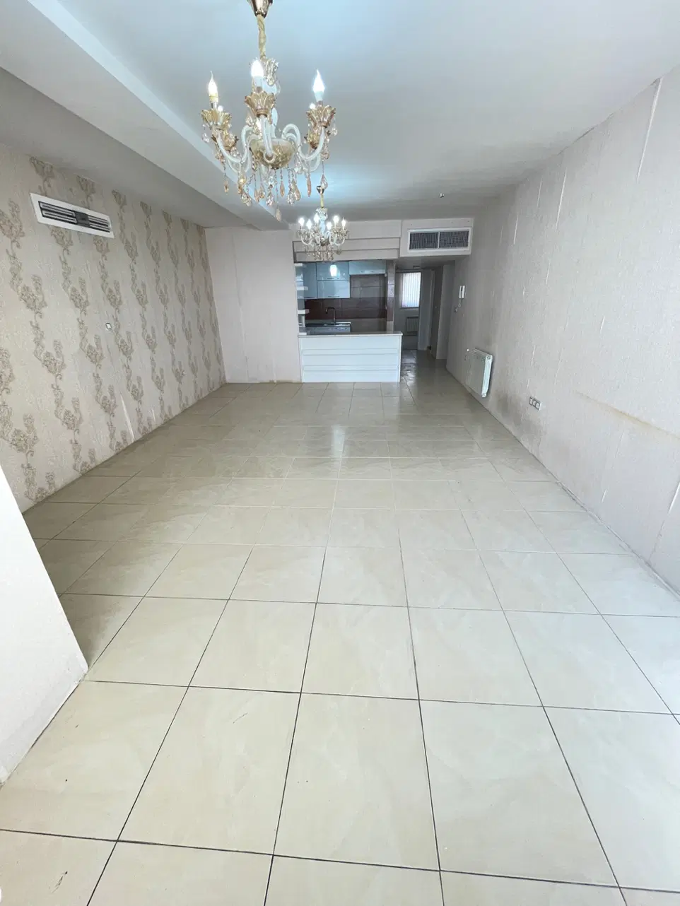 رهن اپارتمان ۲ خواب ۱۳۰ متری