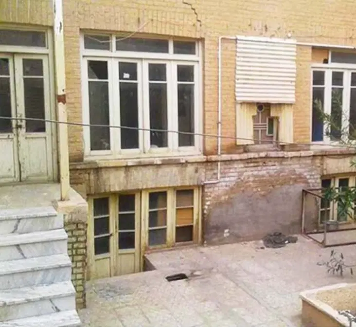 فروش فوری خانه کلنگی  خیابان عربستان