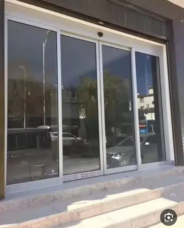 مغازه تجاری